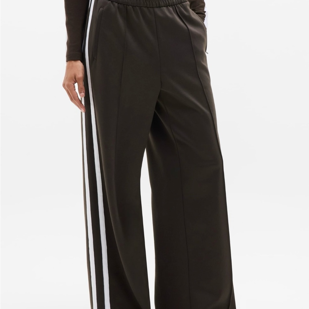 NWT Women's Athleta Tempo Mid-rise Wide Leg Track Pant- Truffle Brown